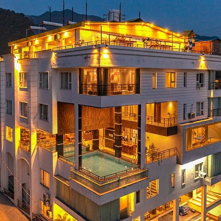 Moustache Rishikesh Luxuria Hostel Exterior foto